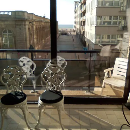 Met Zeezicht Διαμέρισμα *